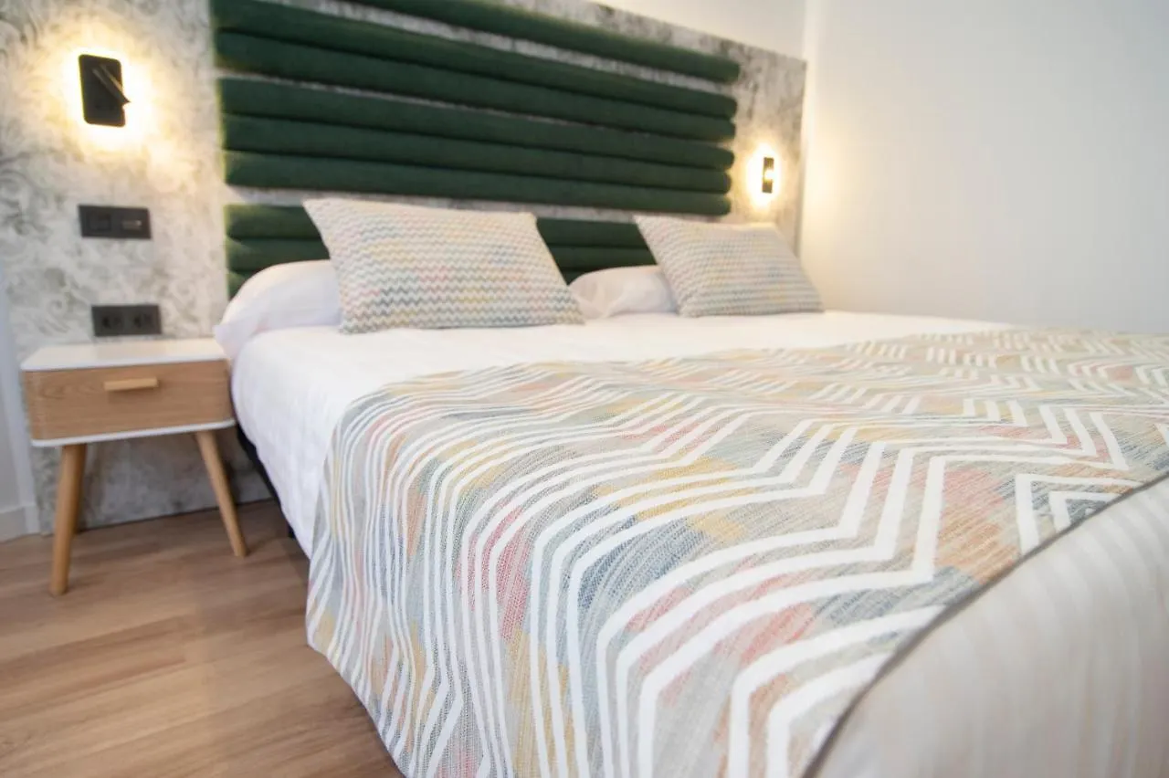 Laguna Home & Suites La Laguna Apartman